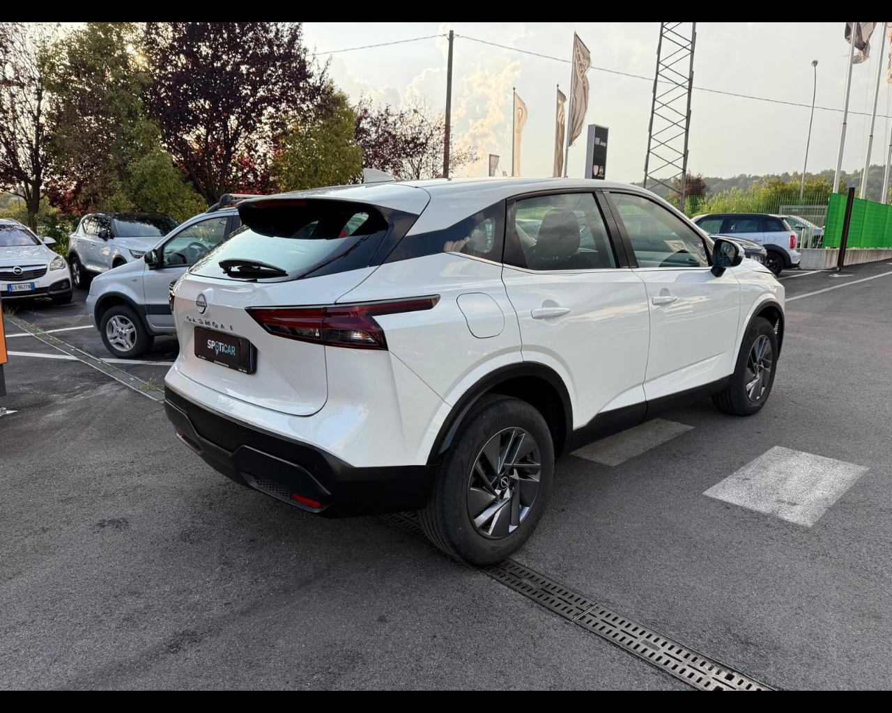 Foto NISSAN Qashqai 1.3 mhev Business 2wd 158cv xtronic