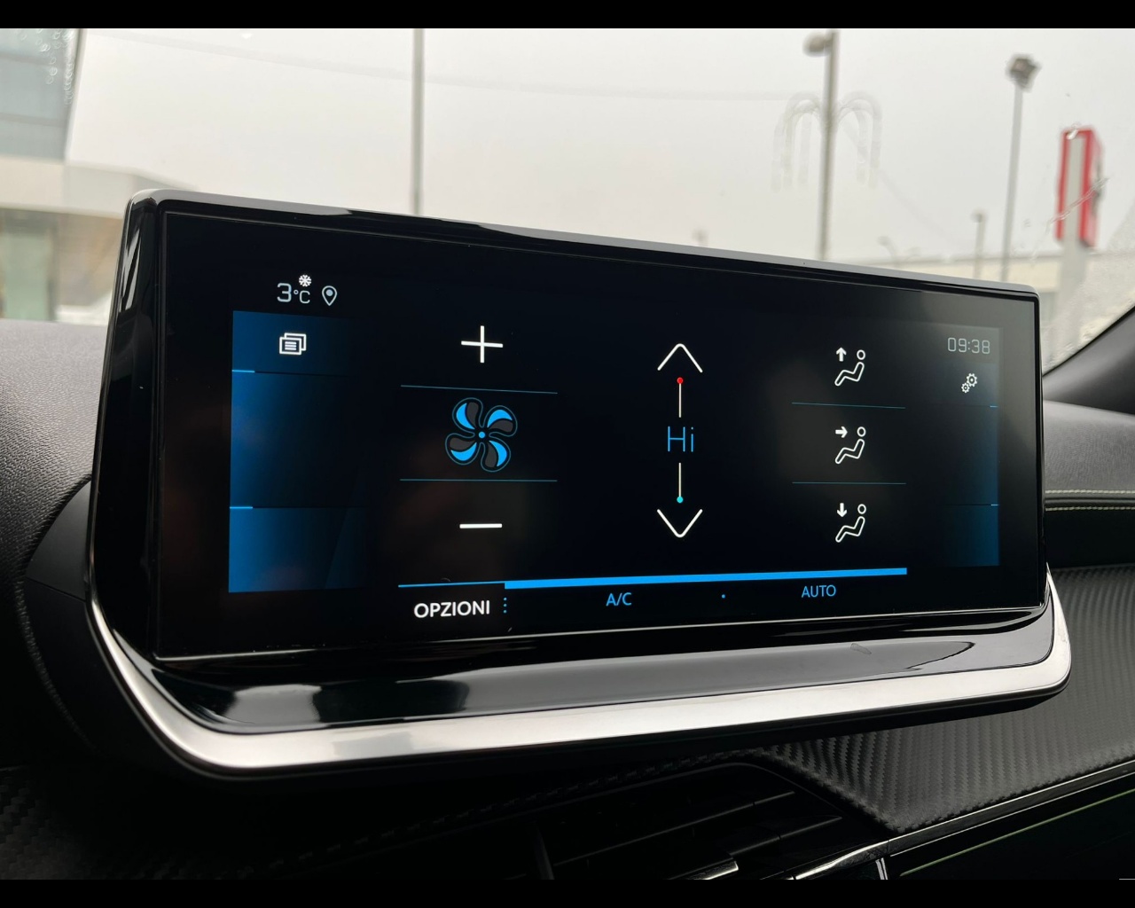 Foto PEUGEOT  2008 1.5 bluehdi GT Pack s&s 130cv eat8