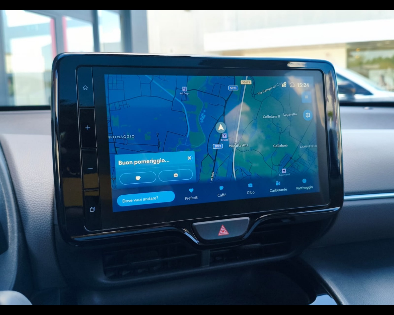 Foto TOYOTA Yaris Cross 1.5h Lounge fwd 116cv e-cvt