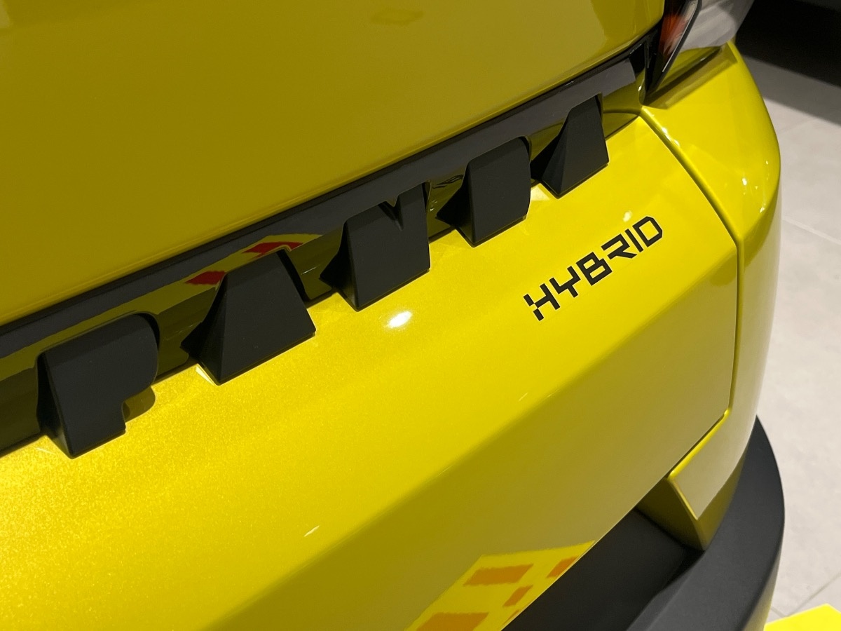 Fiat Grande Panda Nuovo Ibrido benzina Grande Panda Cerea