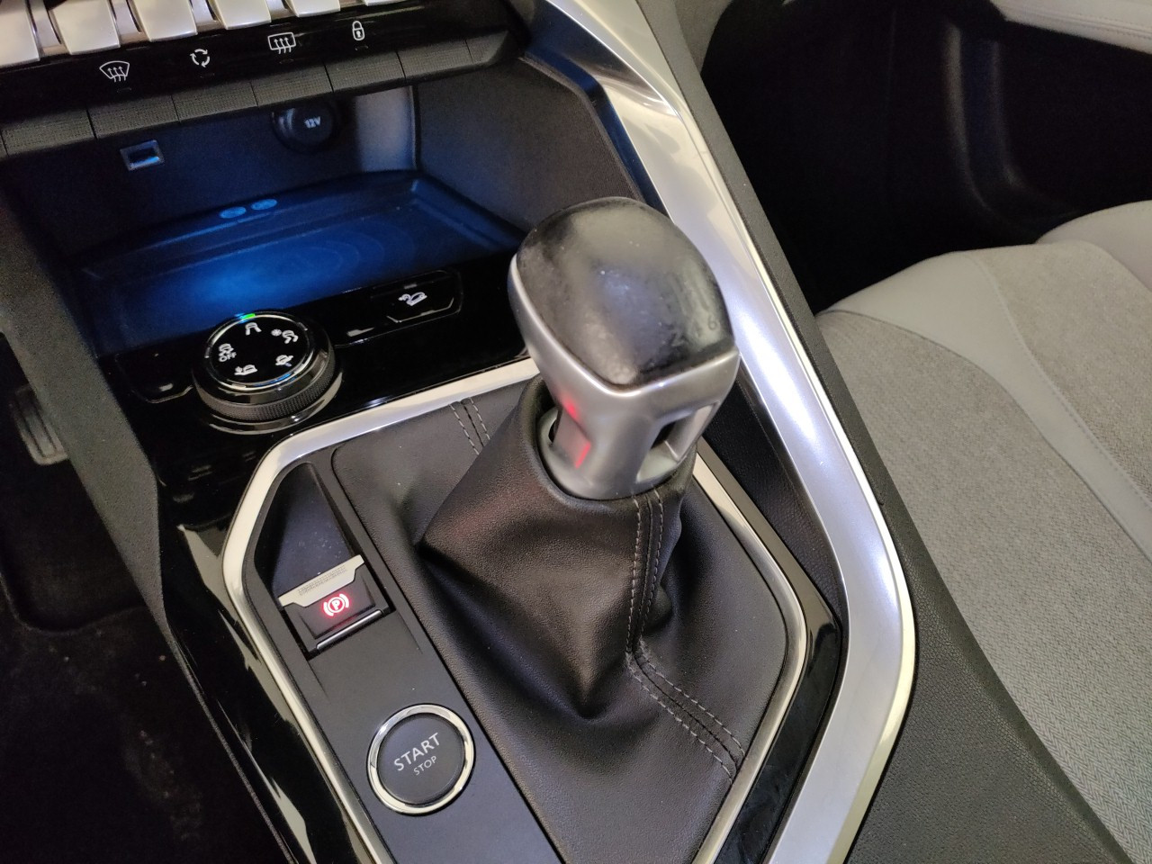 Peugeot 3008 Usato 2017 3008 Porto Mantovano