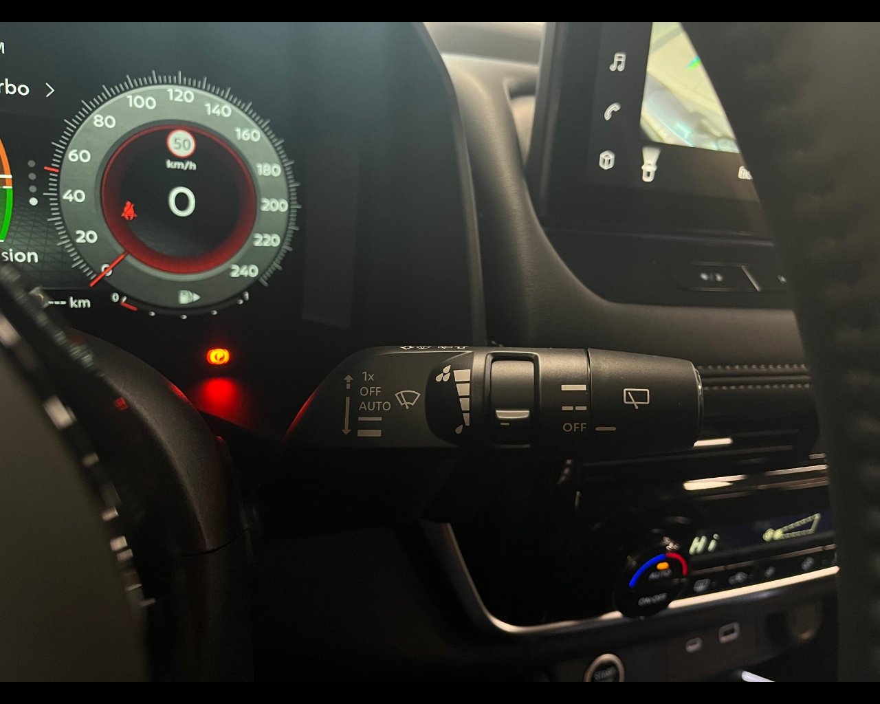 Foto NISSAN X-Trail 1.5 mhev N-Connecta 2wd xtronic