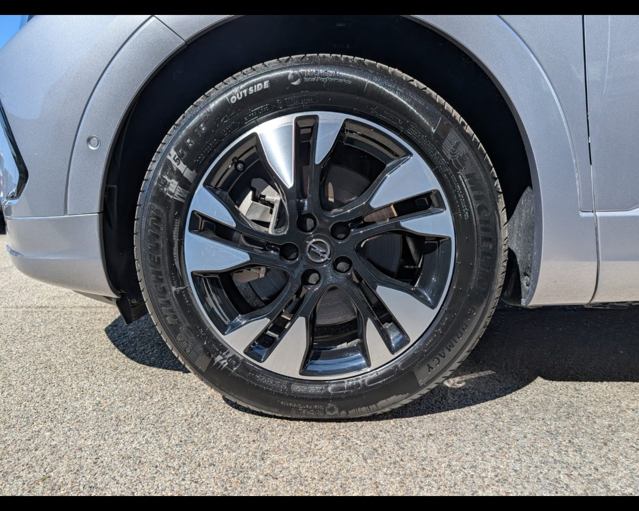 Foto OPEL Grandland 1.6 phev Business Elegance fwd 225cv auto
