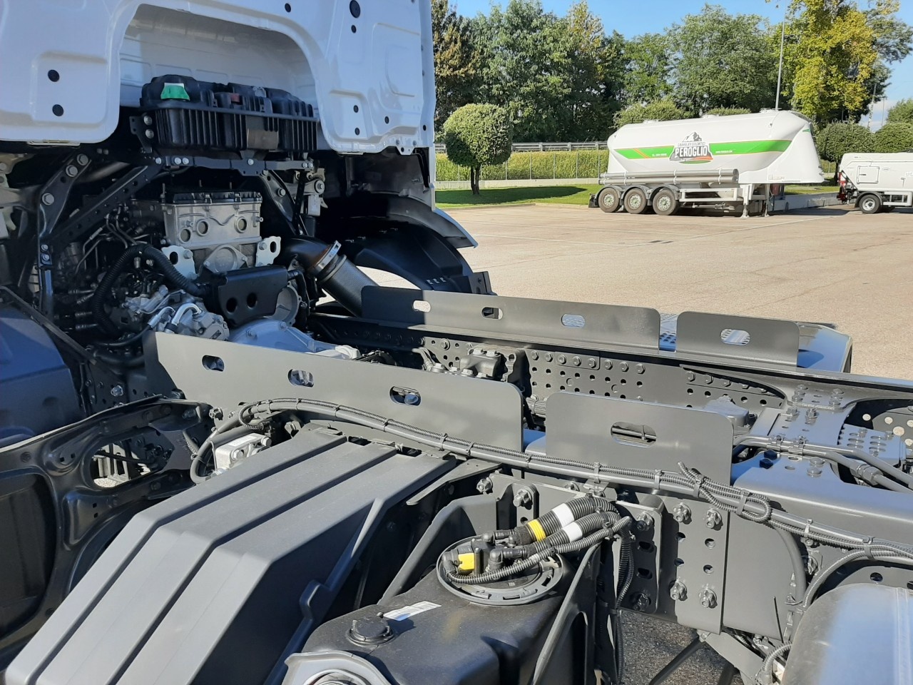 Mercedes Arocs Arocs 2543 L 6x2 - 7