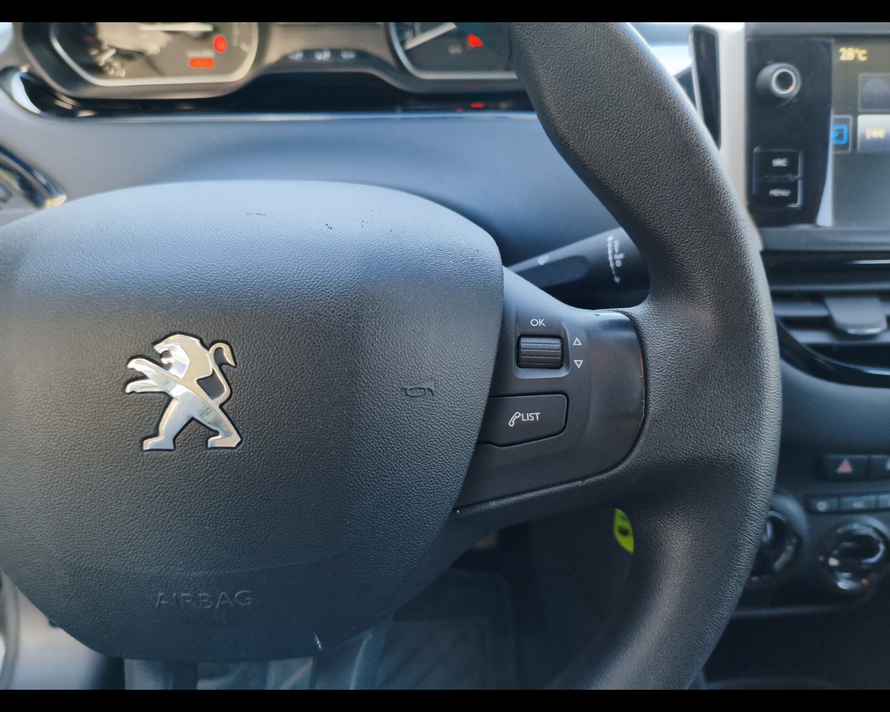 Foto PEUGEOT 208 5p 1.0 puretech Active 68cv