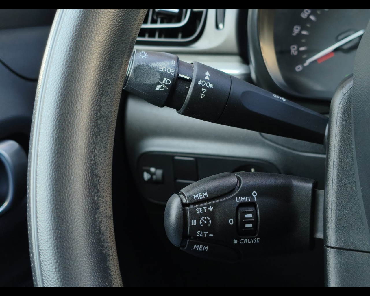 Foto CITROEN C3 1.5 bluehdi Feel Pack s&s 100cv 6m