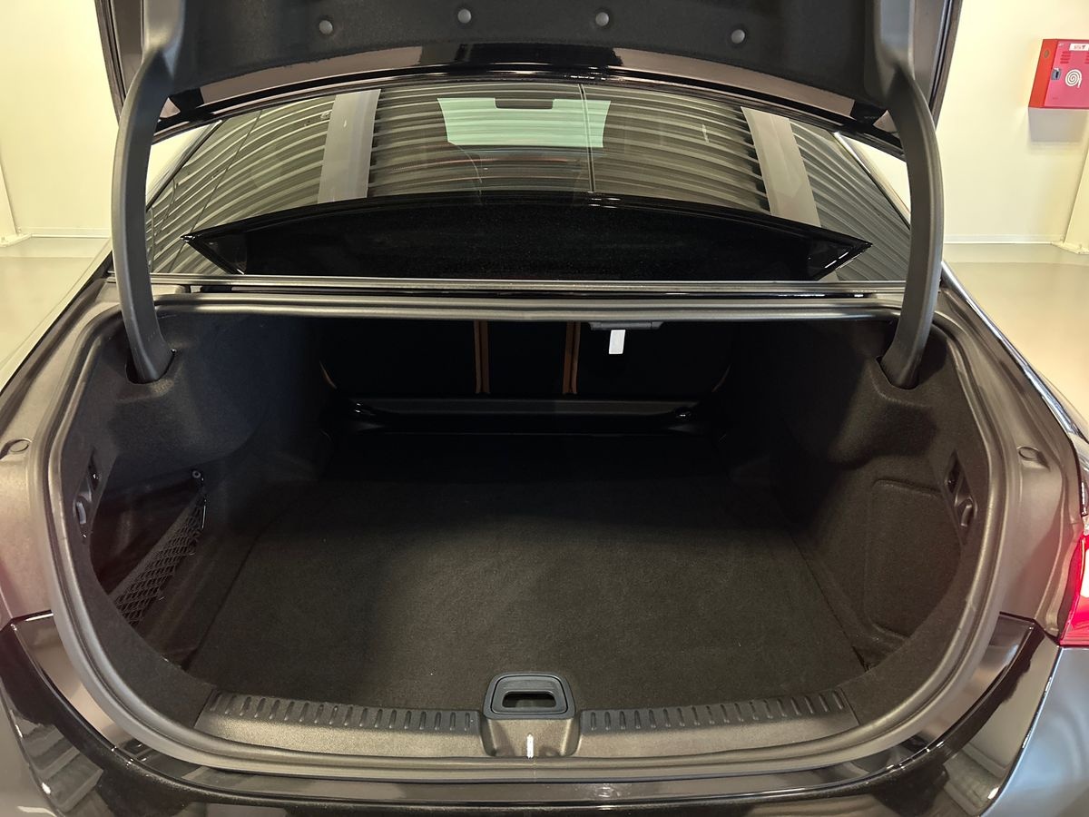 Mercedes Classe E Berlina Classe E Berlina 220 d Exclusive Premium Plus 9G-Tronic - 8