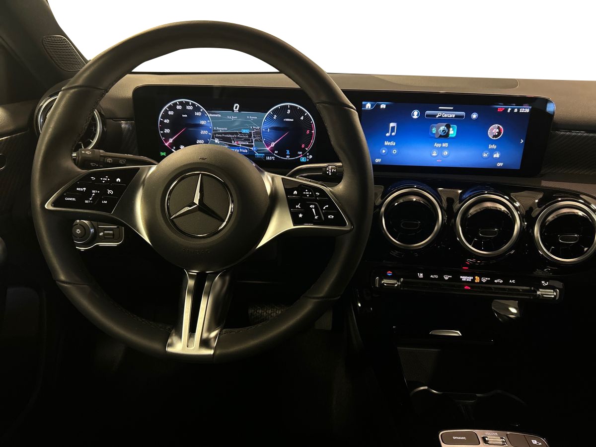 Mercedes Classe A Classe A 180 D Advanced Progressive 8G-DCT - 11