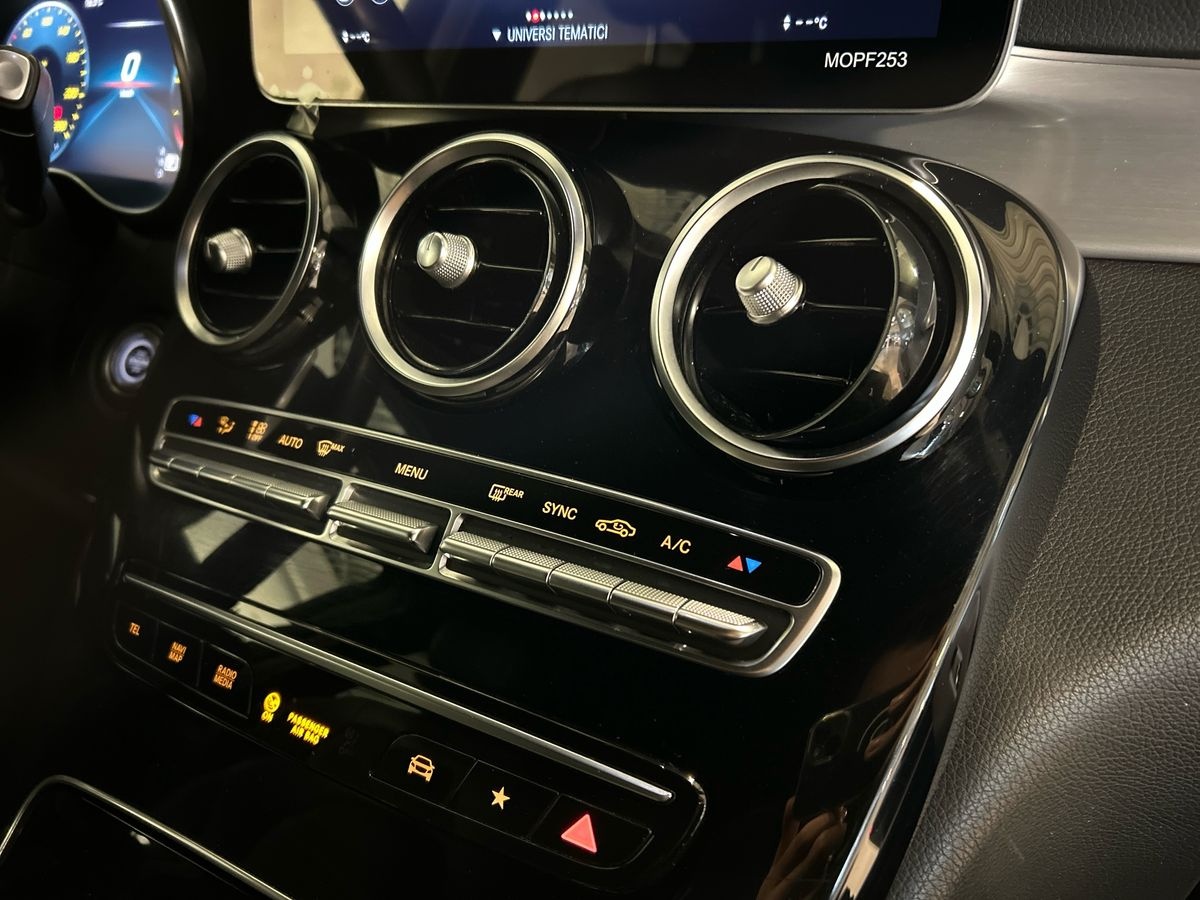 Mercedes GLC Coupé GLC Coupe 300 D Premium 4Matic 9G-Tronic Plus - 14