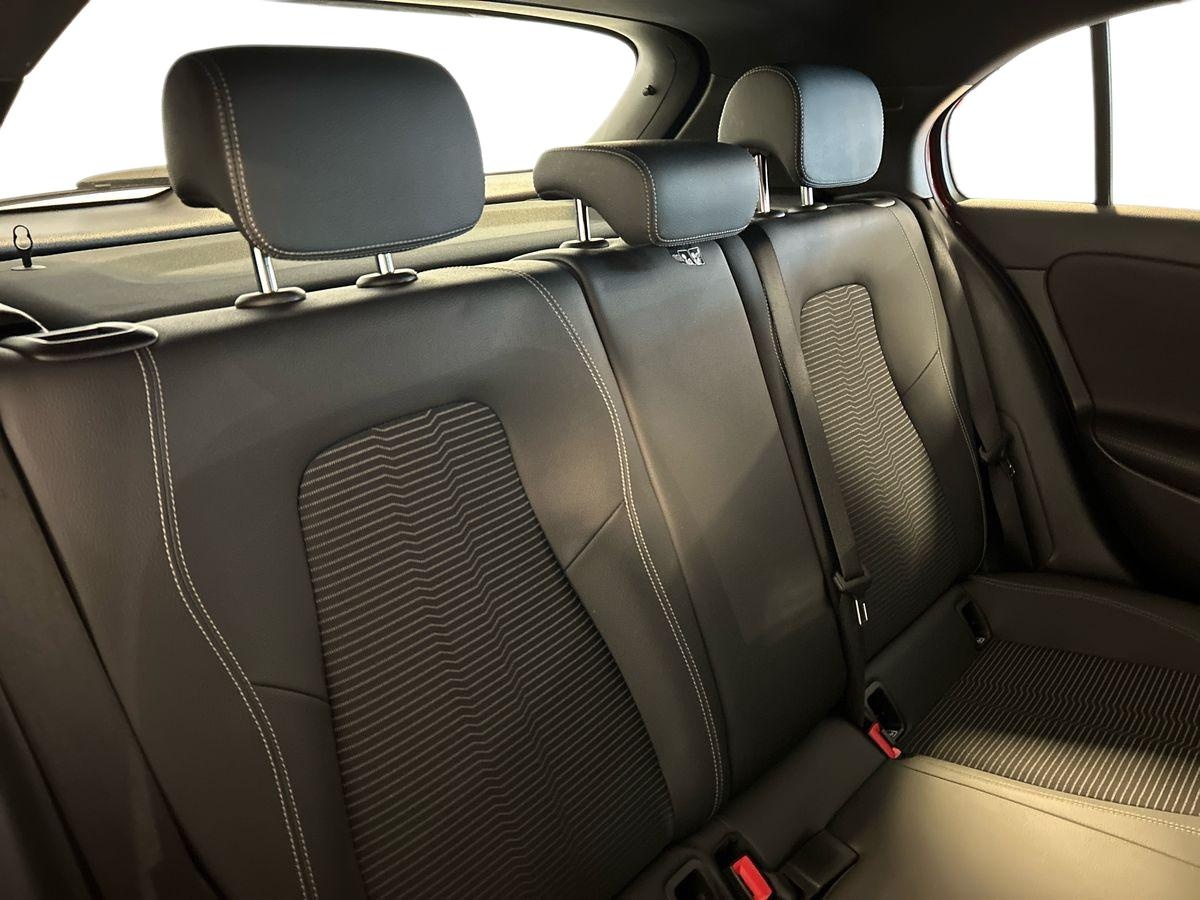 Mercedes Classe A Classe A 180 D Sport 7G-DCT - 16