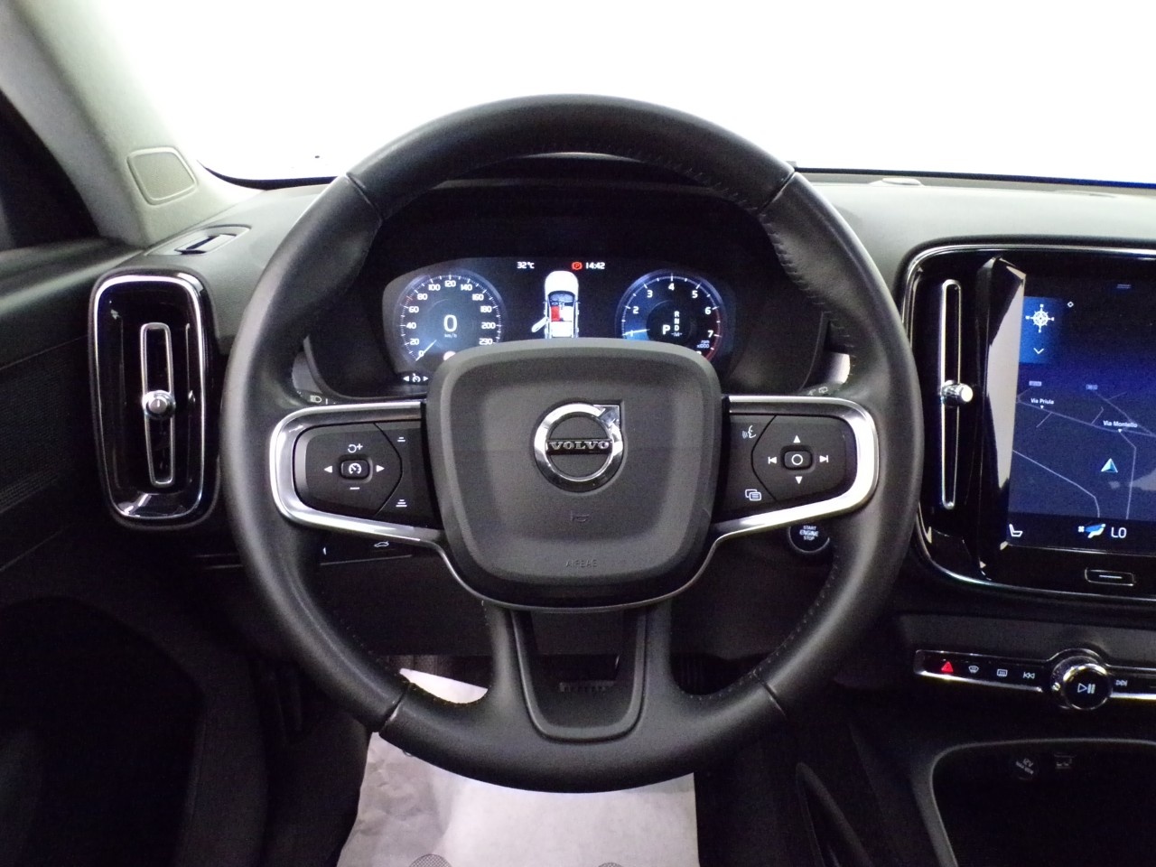 Volvo XC40 XC40 1.5 T3 Inscription Geartronic - 16