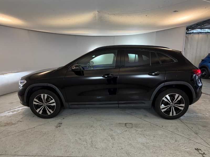 Gla - H247 - Gla 180 D Business Auto