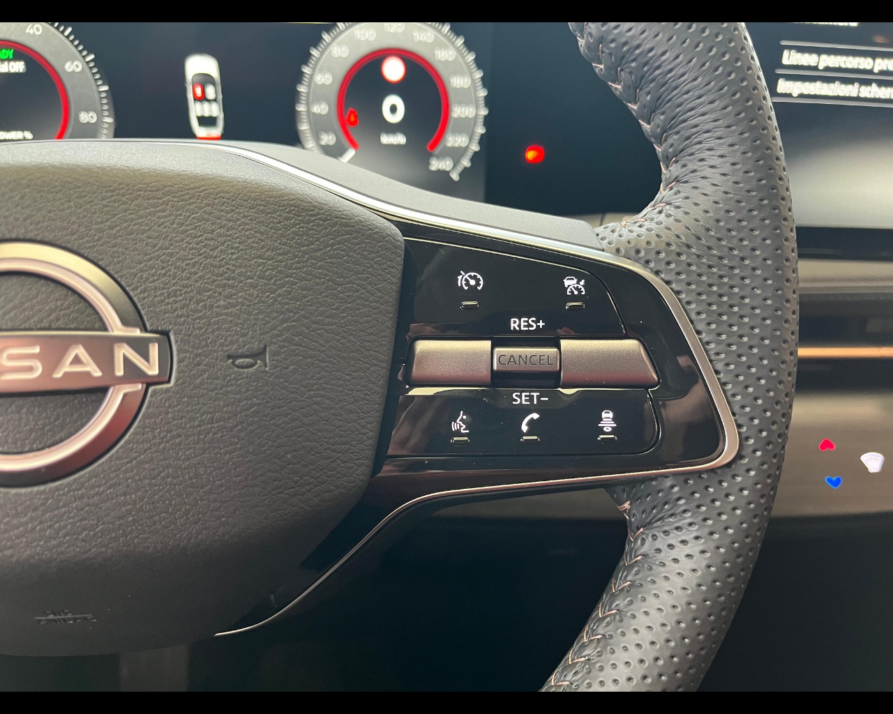 Foto NISSAN Ariya 63 kWh Engage 2wd