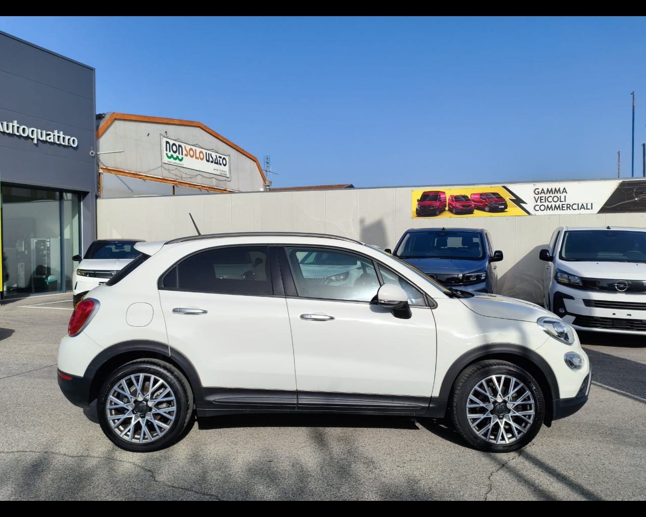 Foto FIAT 500X 1.6 mjt Cross Plus 4x2 120cv