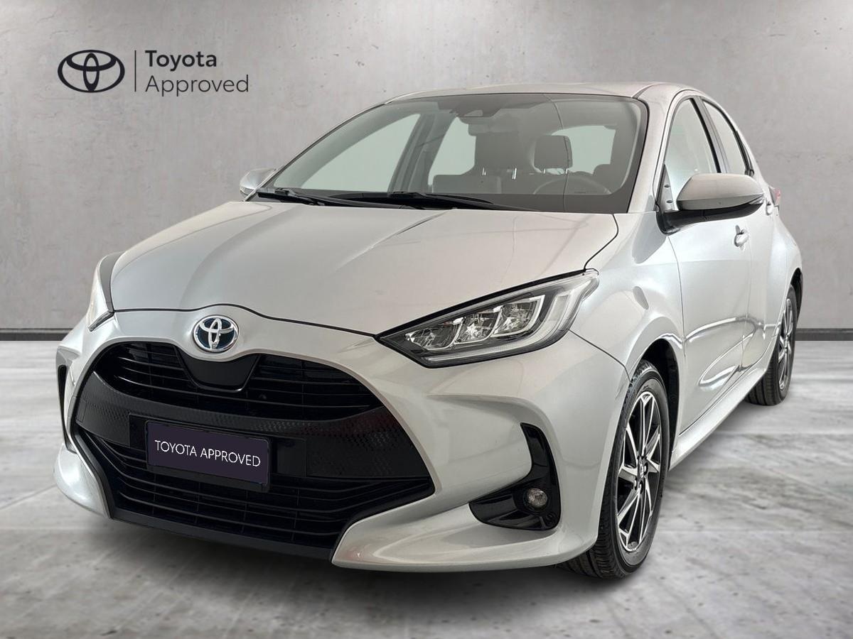 Foto veicolo TOYOTA Yaris IV 2020 Yaris IV 2020 - Yaris 1.5h Trend Ibrido benzina