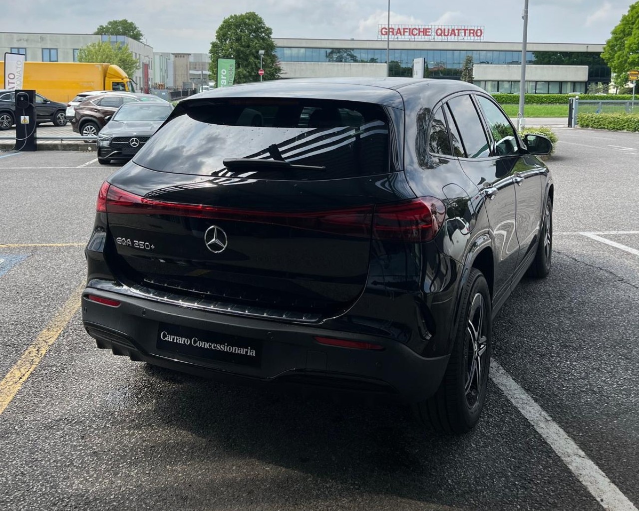 Mercedes EQA EQA 250+ AMG Line Advanced Plus - 4