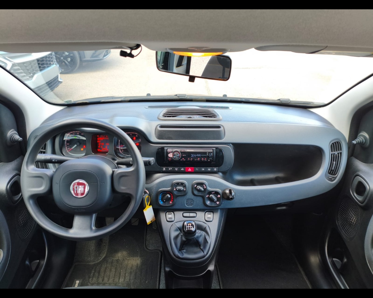 Foto FIAT Panda 1.0 firefly hybrid s&s 70cv