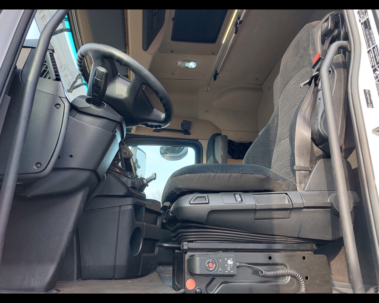 Mercedes Actros actros 1845 LS cab. Str.Sp. 2,3 EuroVI(E5) - 12