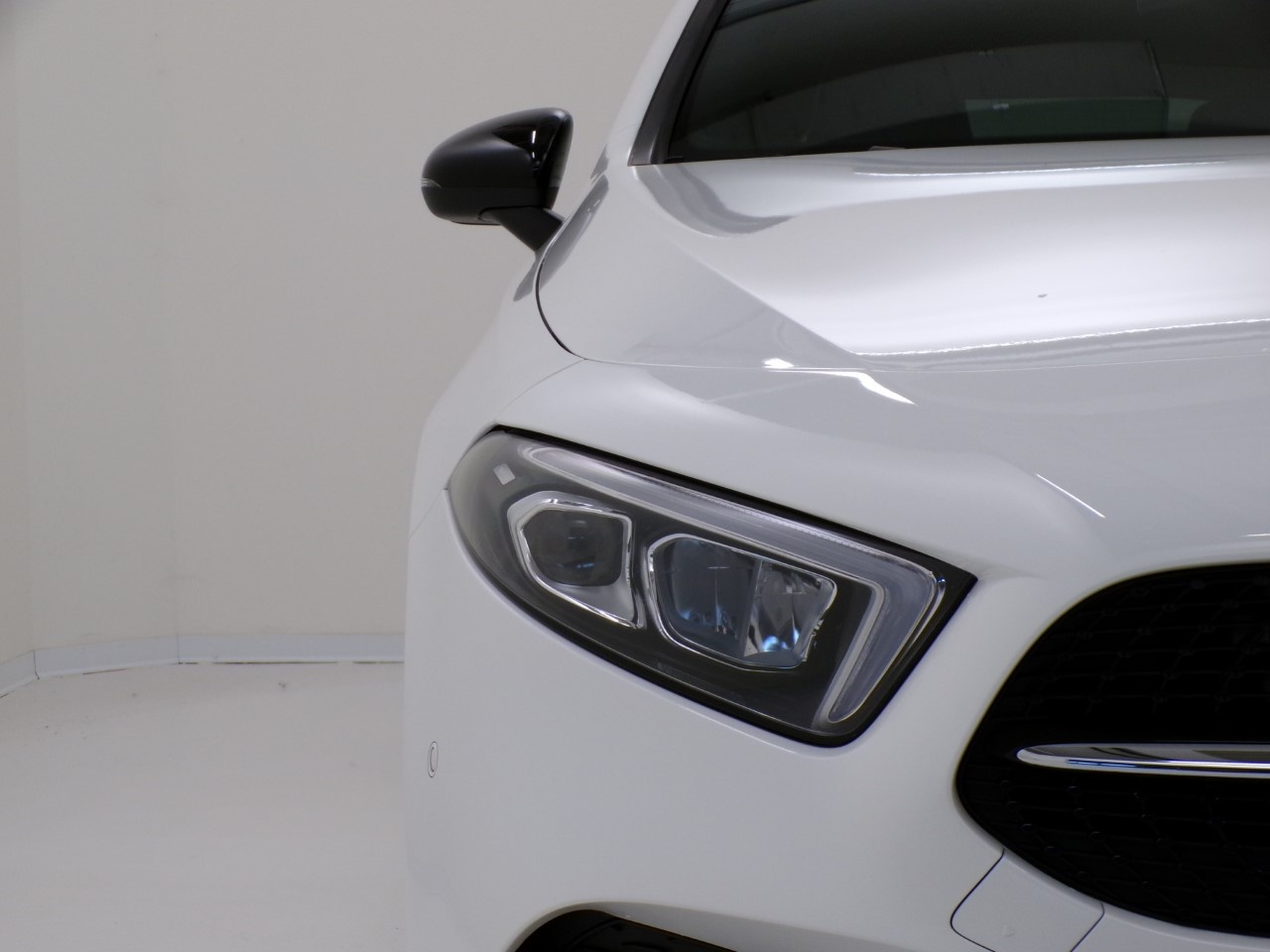 Mercedes Classe A Classe A 180 D Premium Night edition 8G-DCT - 4