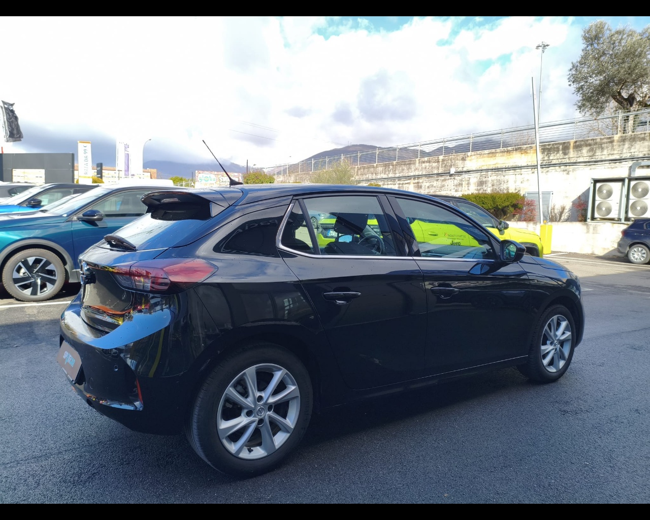 Foto OPEL Corsa 1.5 Elegance s&s 100cv