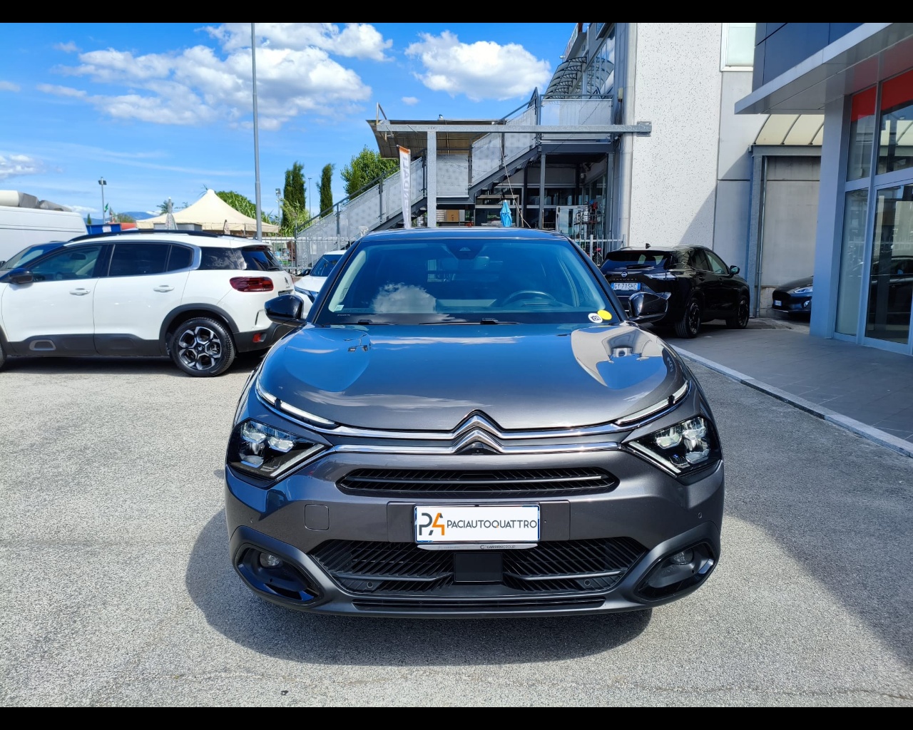 Foto CITROEN C4 1.5 bluehdi Shine s&s 130cv eat8