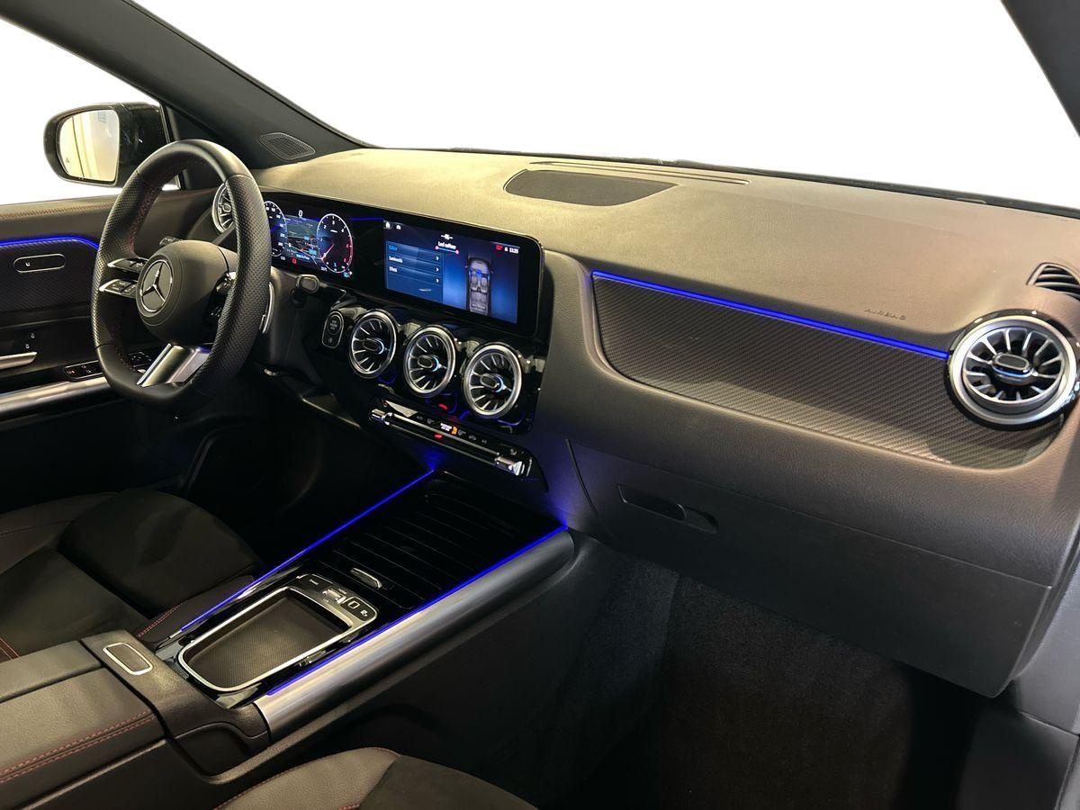 Mercedes  GLA 200 D AMG Line Advanced Plus 4Matic 8G-DCT - 15