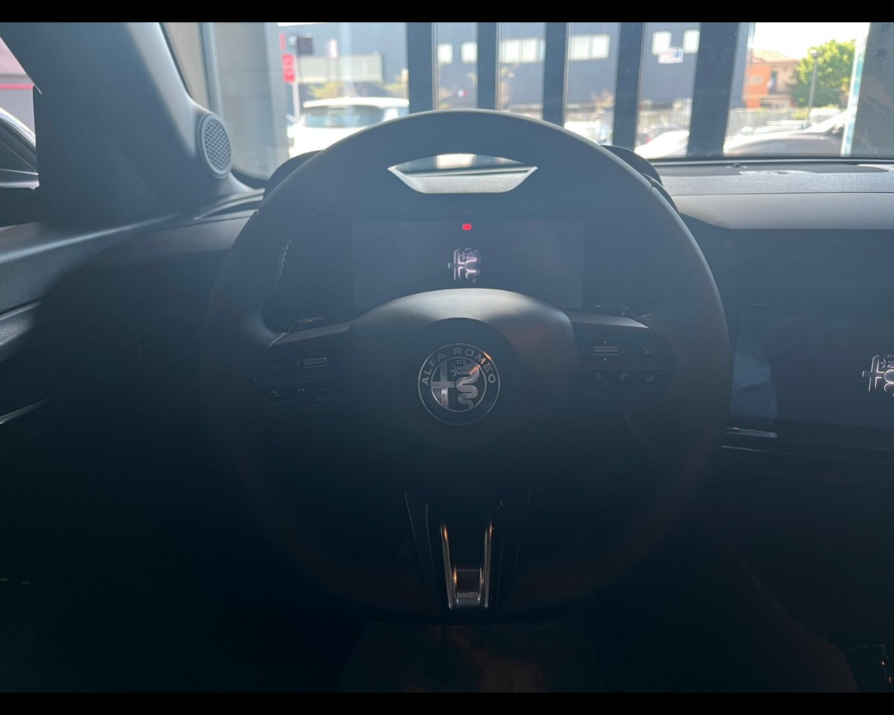 Foto ALFA ROMEO Junior Ibrida Ibrida 1.2 136cvHybrid Edct6