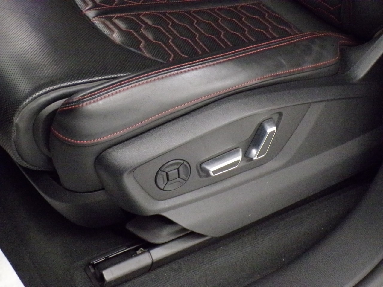 Audi RS Q8 RS Q8 4.0 V8 mHEV Quattro Tiptronic - 14