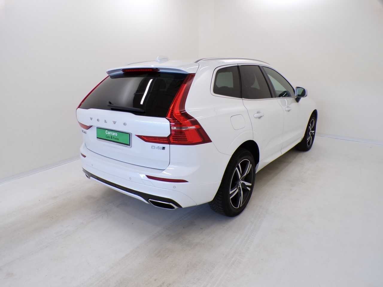Volvo XC60 XC60 2.0 D4 R-Design AWD Geartronic - 6