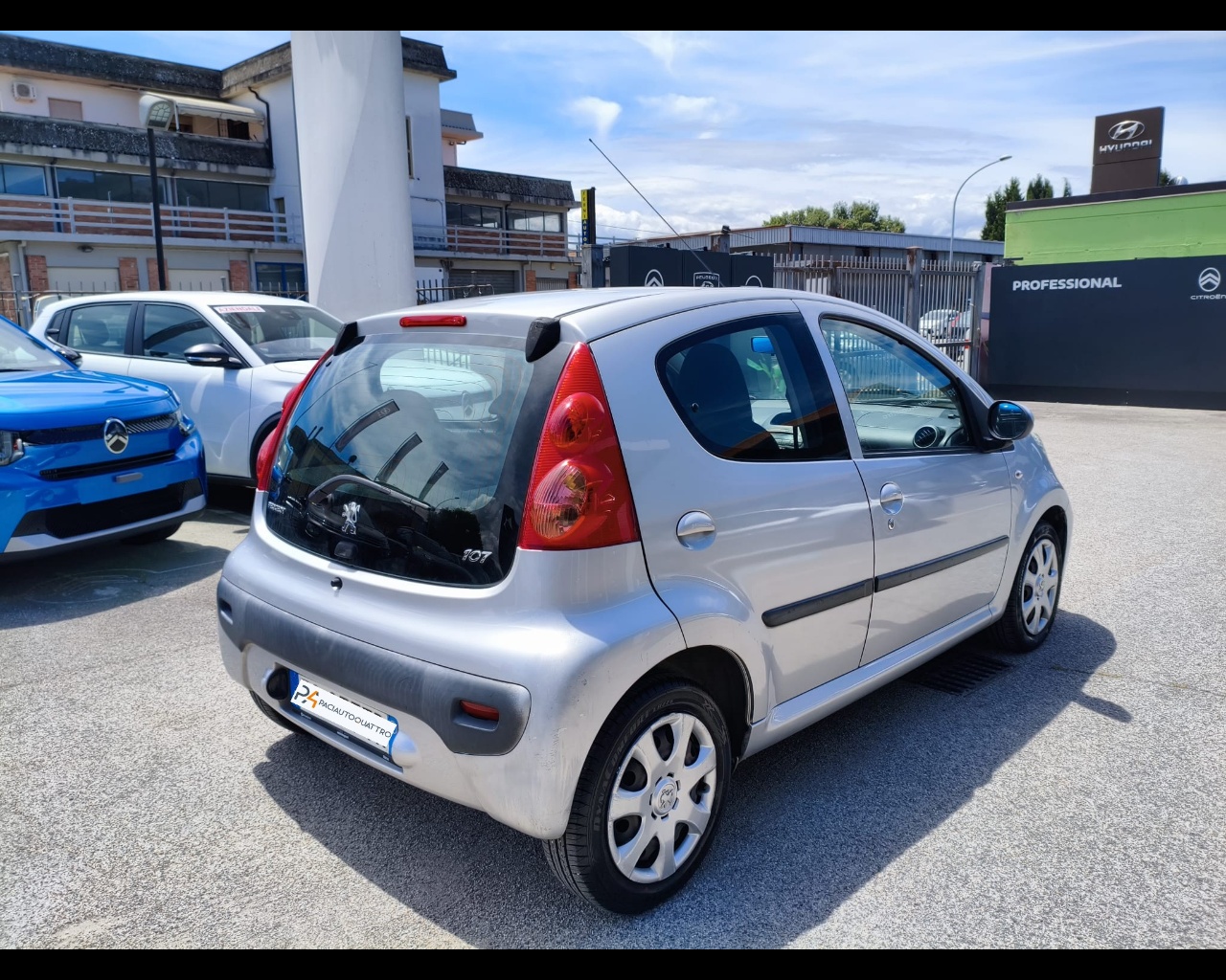 Foto PEUGEOT 107 1.0 12v Access (desir) 5p FL