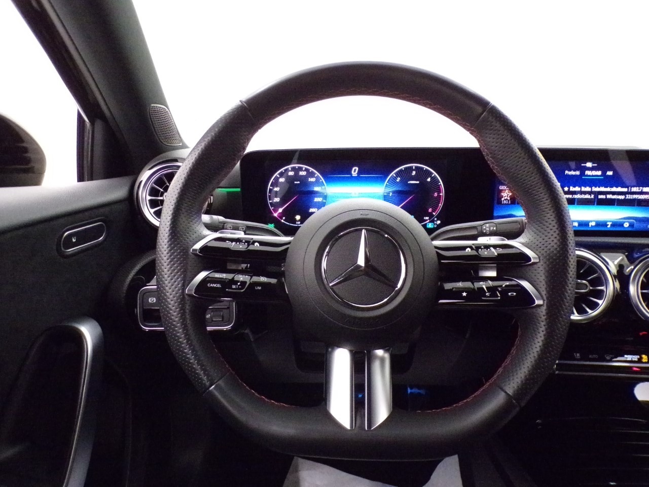 Mercedes  Classe A 200 D AMG Line Advanced Plus Speedshift DCT AMG 8G - 15