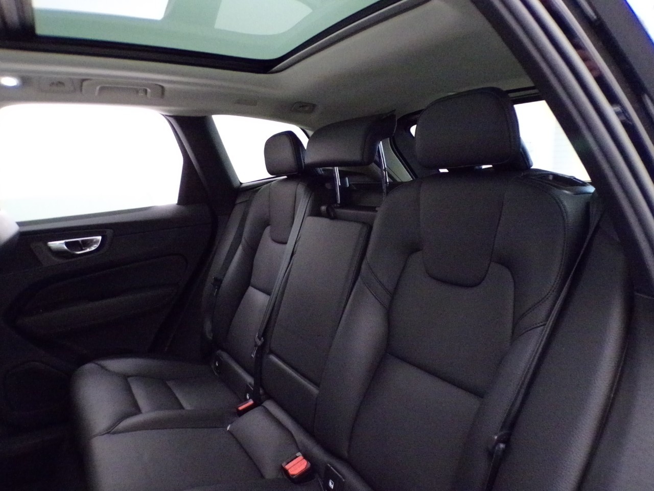 Volvo XC60 XC60 2.0 T6 Recharge Plug-in Hybrid  Inscription AWD automatico - 15
