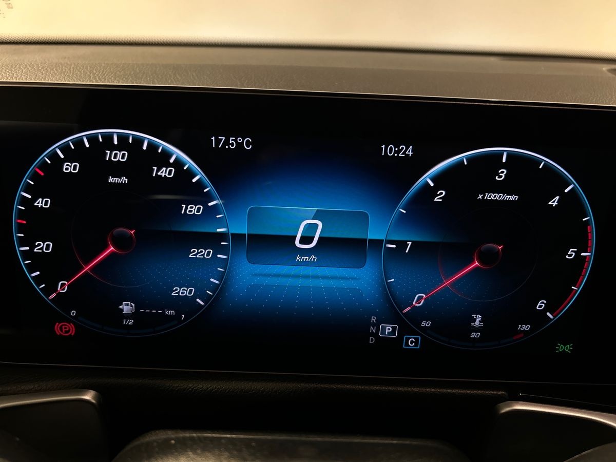 Mercedes GLB GLB 200 d Sport Plus 4matic auto - 13