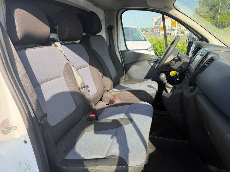 Vivaro Ii - Vivaro 27 1.6 Cdti 120cv L1h1 Edit. E6