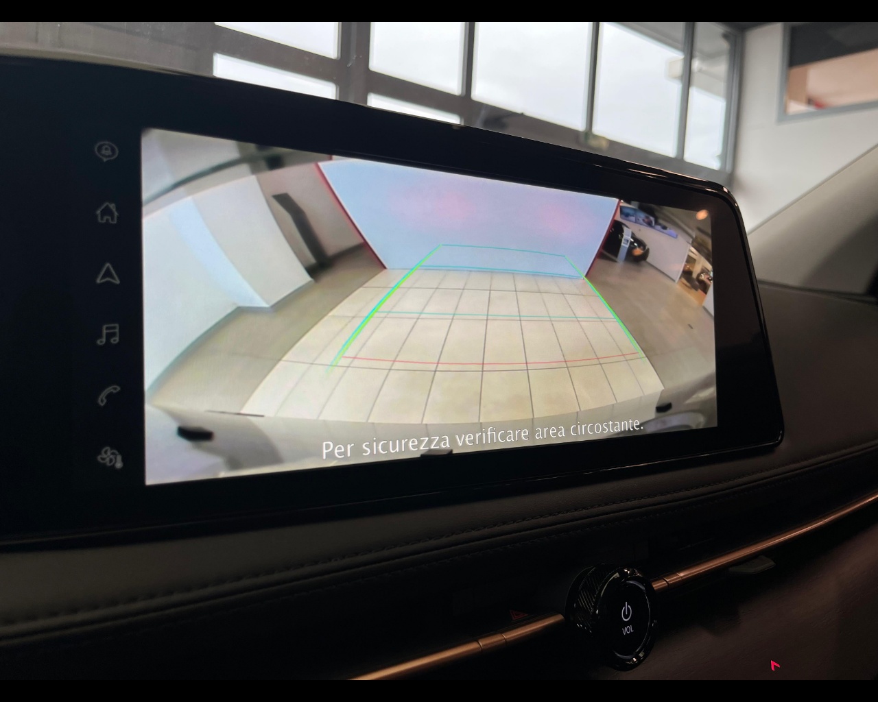 Foto NISSAN Ariya 63 kWh Engage 2wd