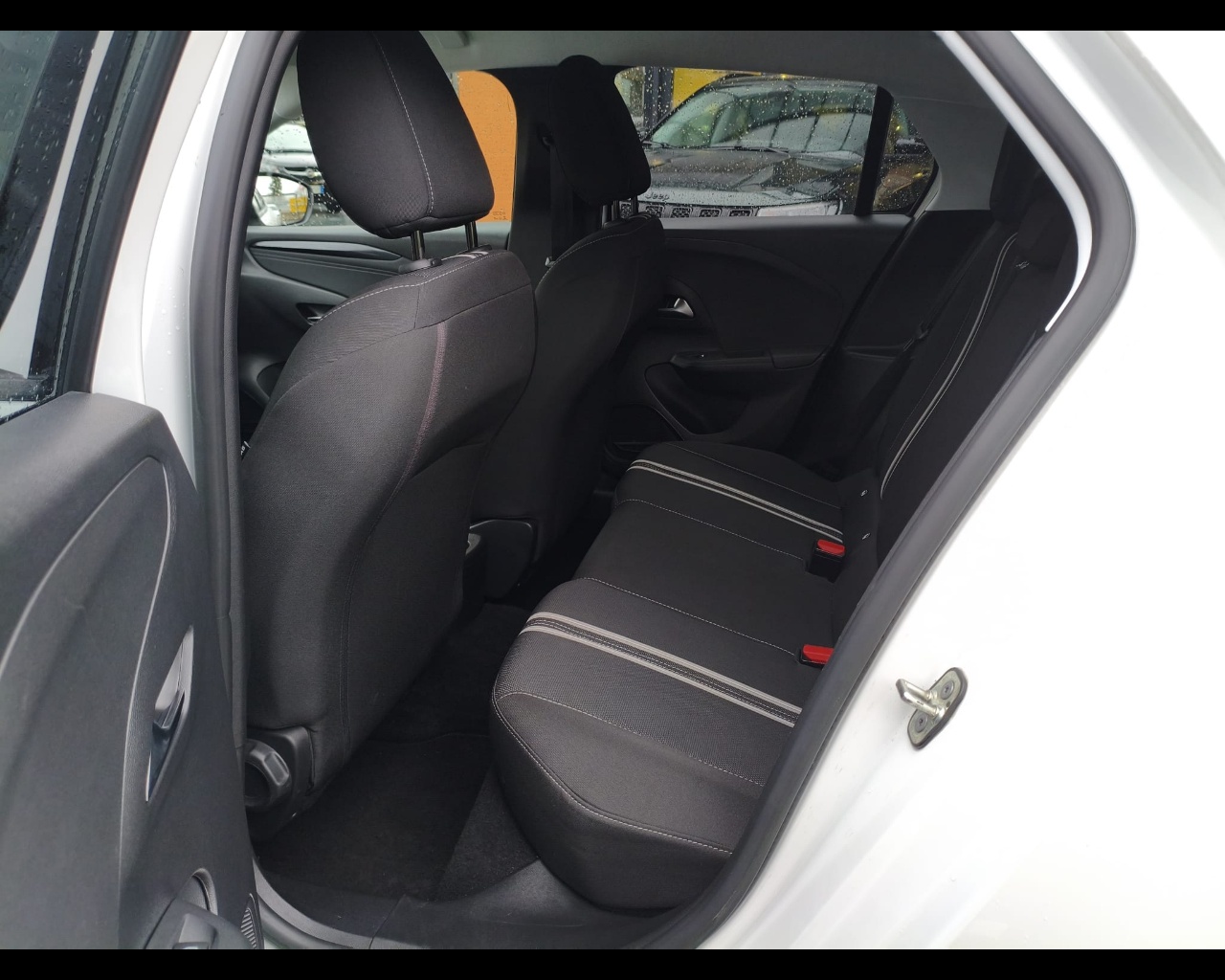 Foto OPEL Corsa 1.2 Blitz Edition s&s 100cv