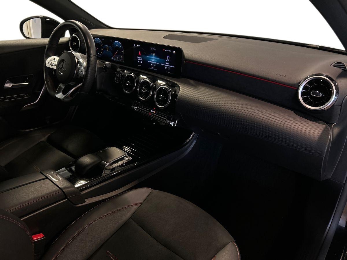 Mercedes Classe A Classe A 200 D Premium Night edition 8G-DCT - 15