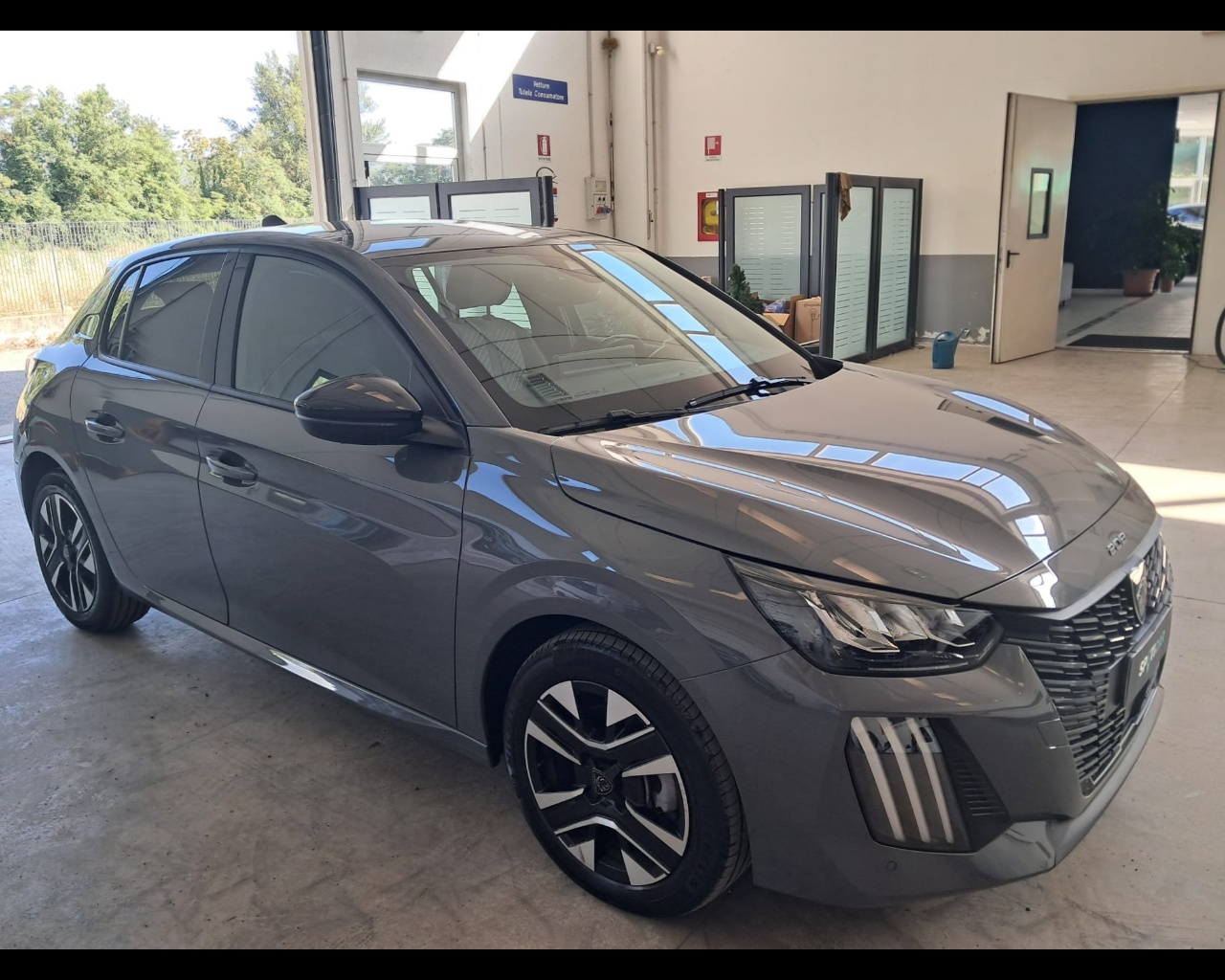 Foto PEUGEOT 208 1.2 puretech Allure s&s 100cv