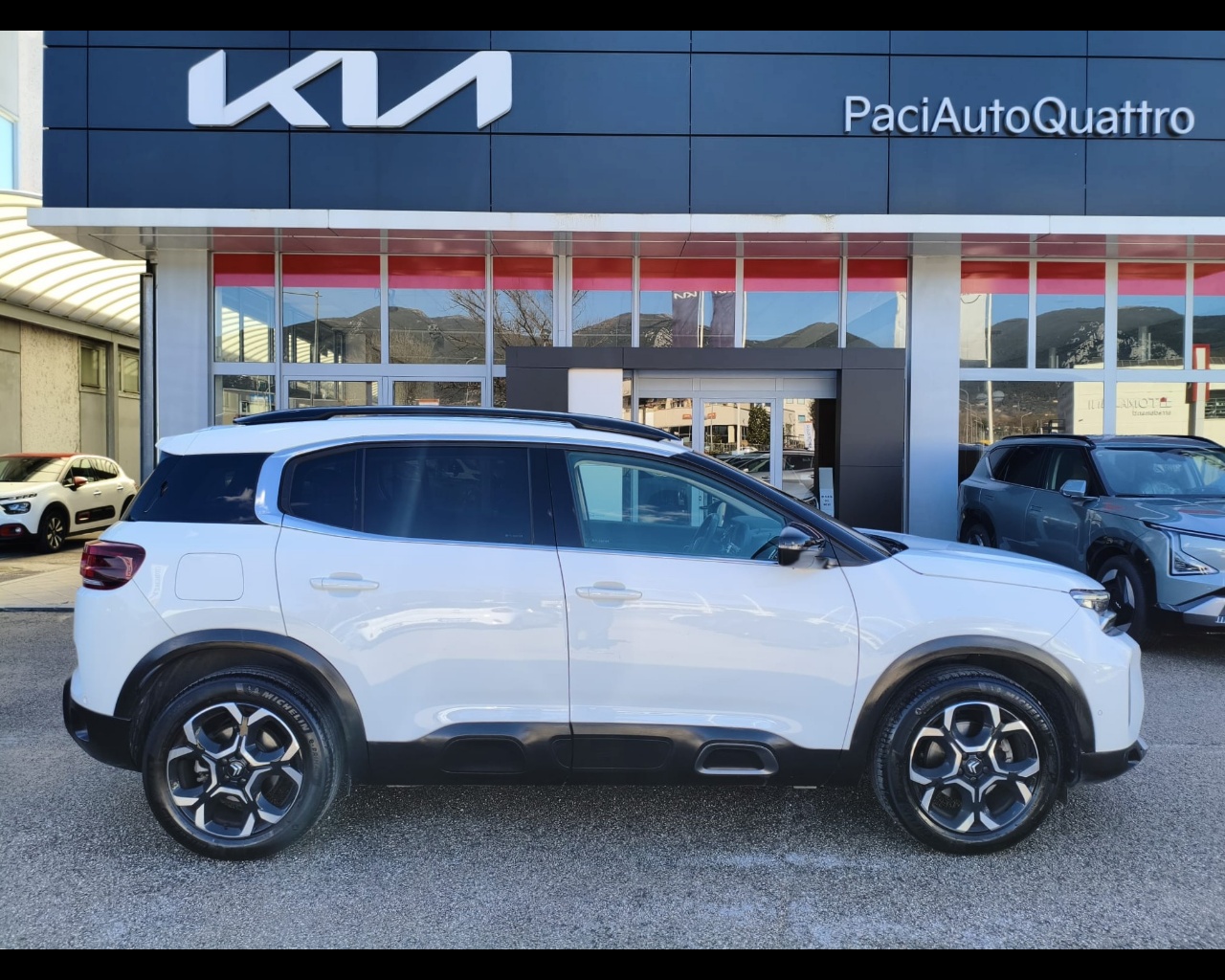 Foto CITROEN C5 Aircross 1.5 bluehdi Shine s&s 130cv eat8