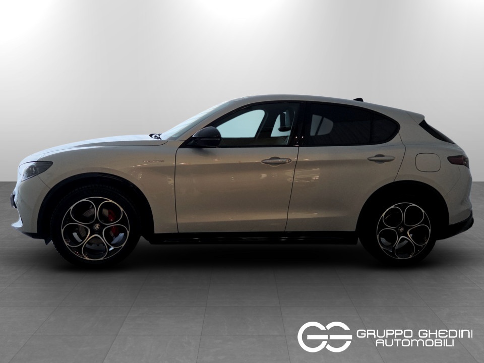 ALFA ROMEO Stelvio 2.2 t Veloce Q4 210cv auto Diesel usato - 1