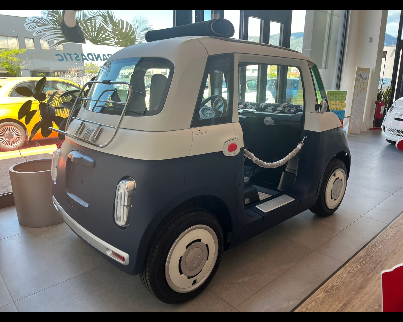Foto FIAT Topolino S2 My24 Topolino Edizione Speciale Vilebrequin