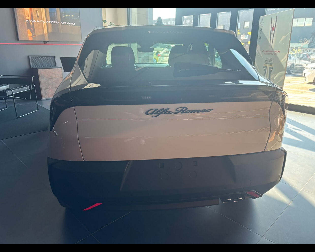 Foto ALFA ROMEO Junior Ibrida Ibrida 1.2 136cvHybrid Edct6