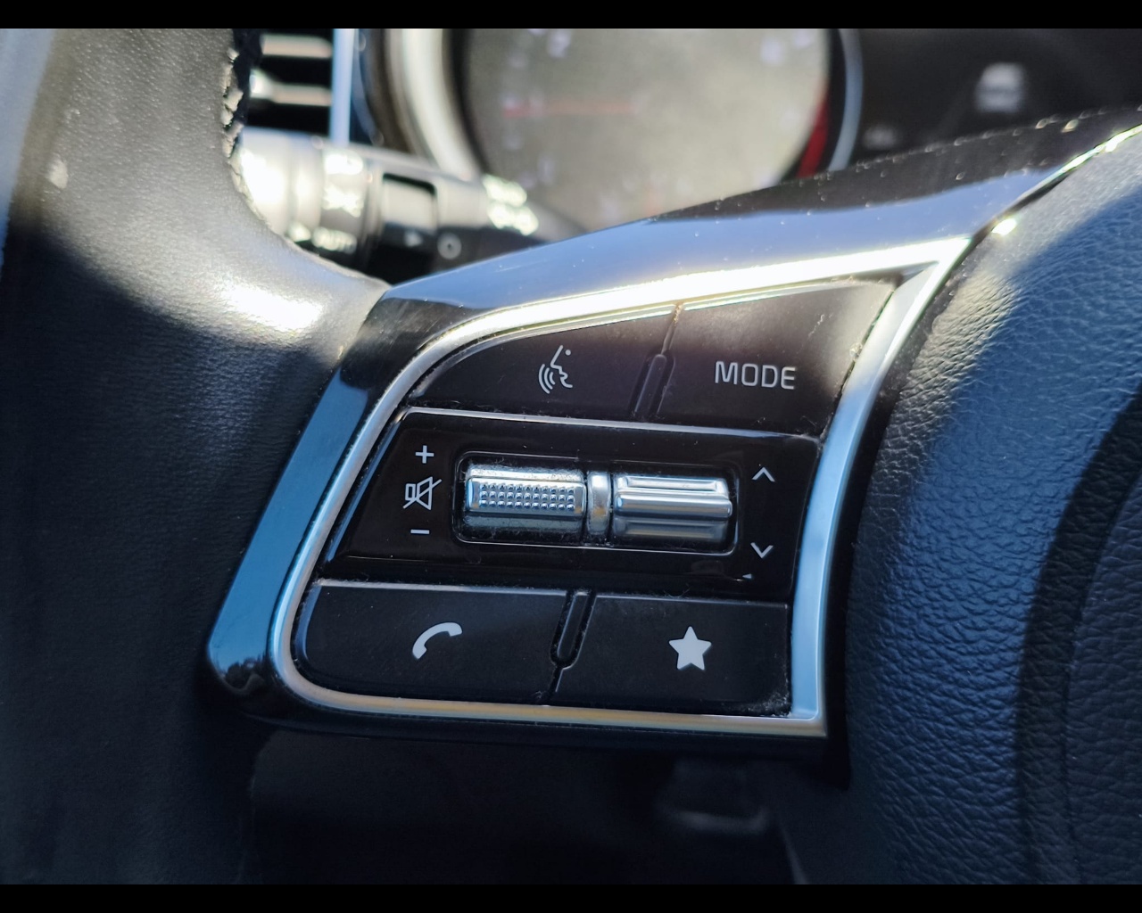 Foto KIA XCeed 1.0 tgdi Gpl Business 117cv mt