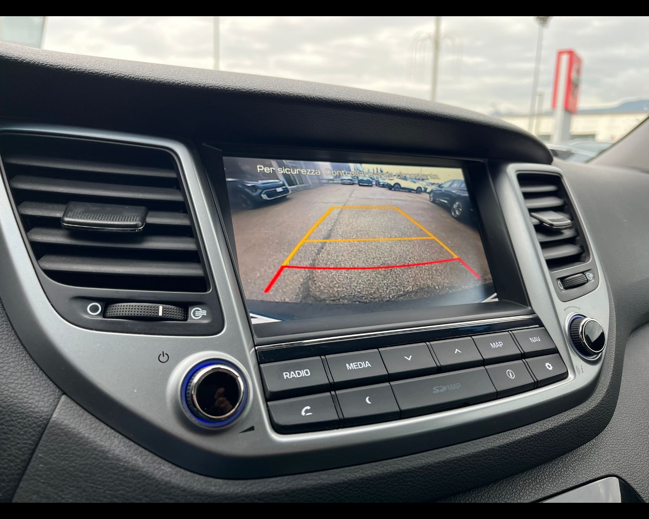 Foto HYUNDAI Tucson 1.7 crdi Xpossible 2wd 115cv