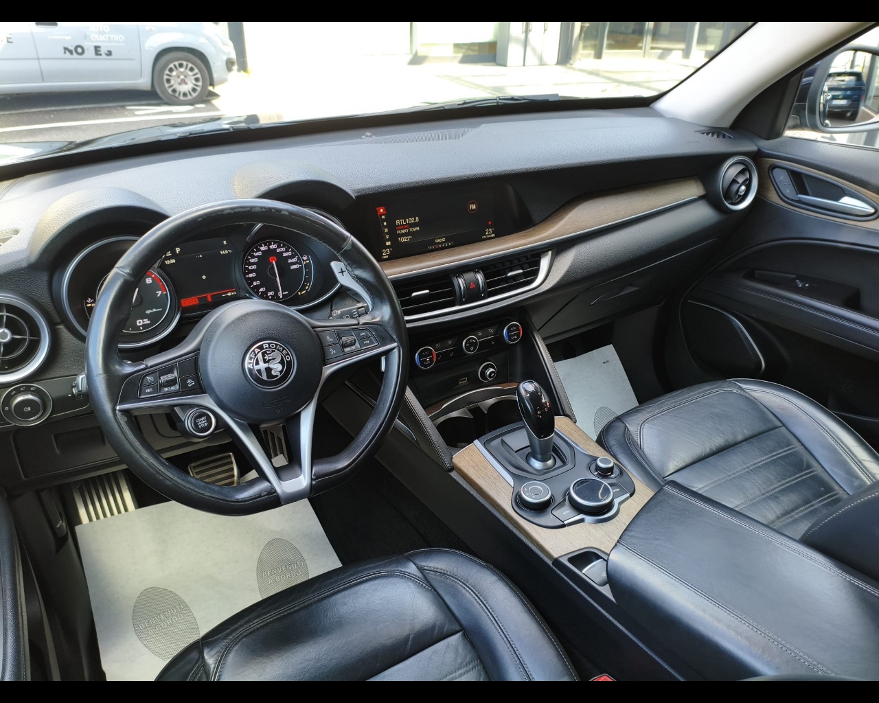 Foto ALFA ROMEO Stelvio 2.0 t First Edition Q4 280cv auto