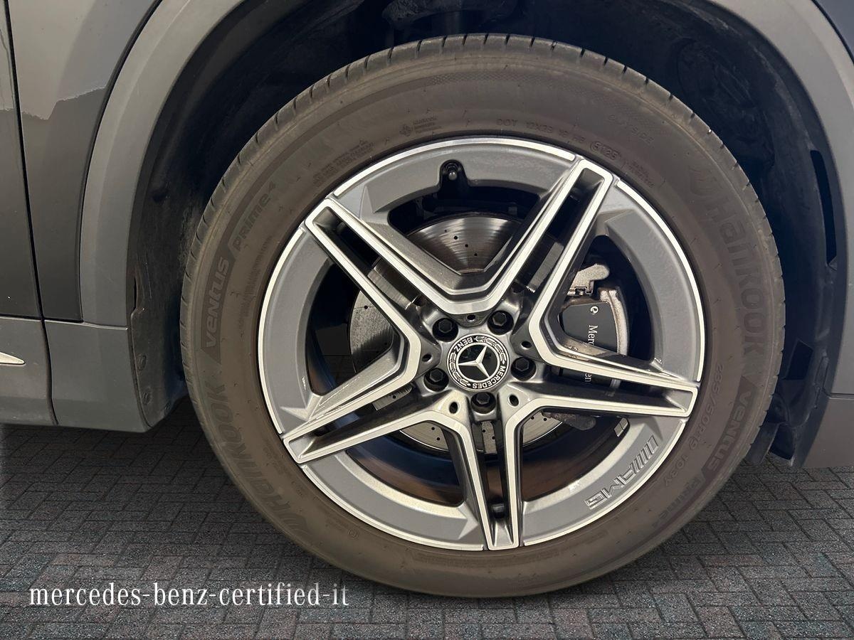 Mercedes GLA GLA 180 D Premium 8G-DCT - 17