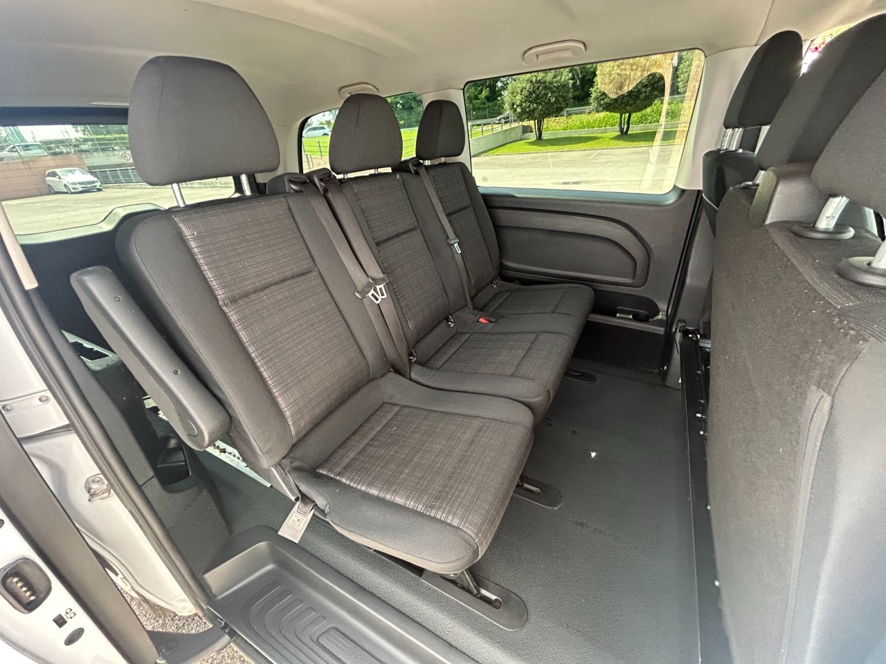 Mercedes Vito vito 114 cdi long mixto E6 - 14