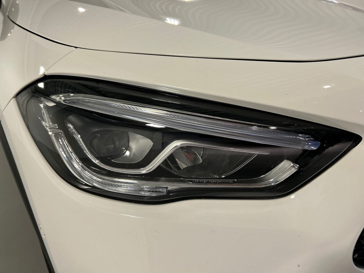 Mercedes GLA GLA 200 D Premium 4Matic 8G-DCT - 7
