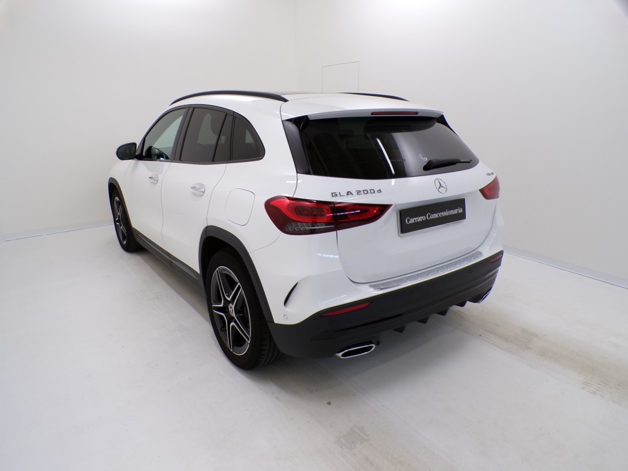 Mercedes GLA GLA 200 D Premium 4Matic 8G-DCT - 8