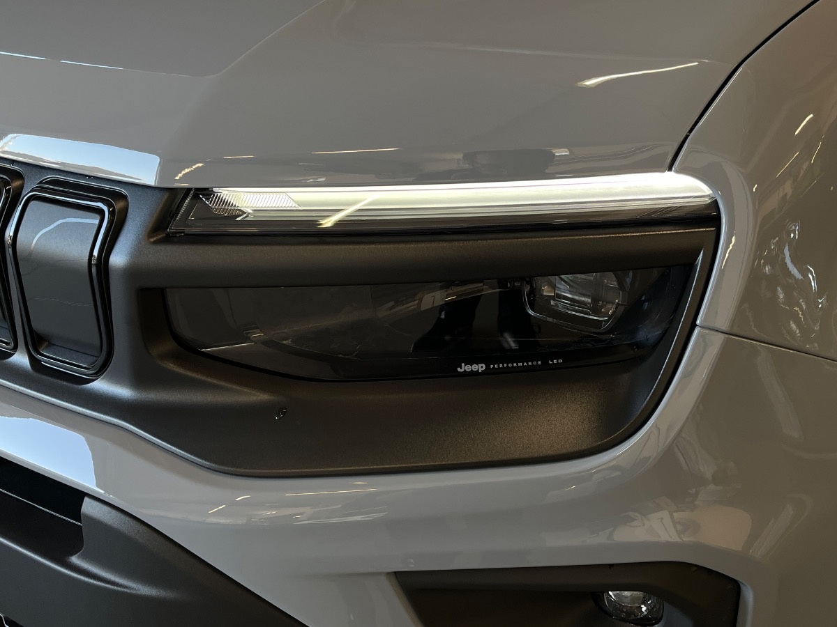 Jeep Avenger Nuovo Ibrido benzina Avenger Rovigo